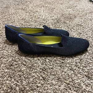 EUC Rothy’s Loafer in Metallic Lattice Stitch